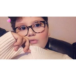 Meet your Posher, Kristen